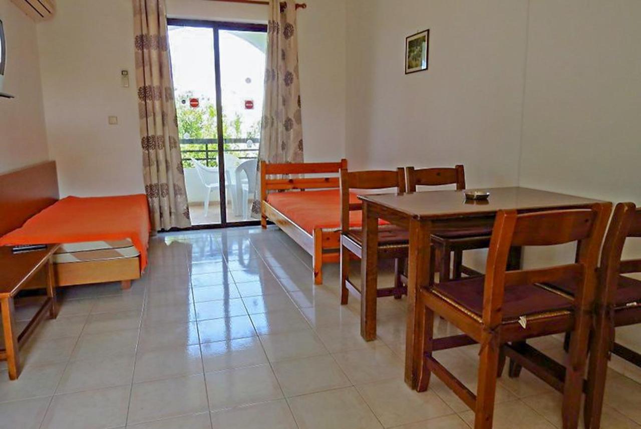 Debbi Appartments And Hotel Ιαλυσός Ρόδος Εξωτερικό φωτογραφία